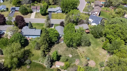 View/Area - 4686 Penkwe Way, Eagan, MN 55122 photo 4 of 4