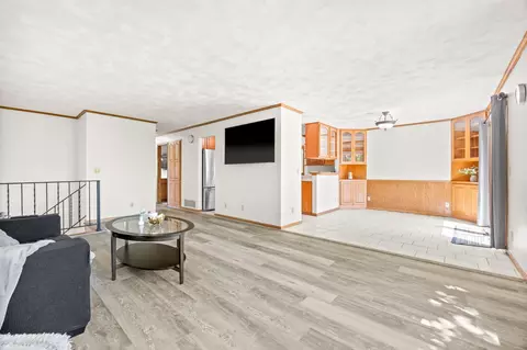 Living - 4686 Penkwe Way, Eagan, MN 55122 photo 2 of 8
