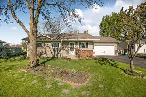 605 3rd Ave NE, Saint Joseph, MN 56374