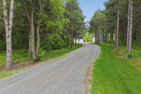 1233 119th Ave, Roberts, WI 54023