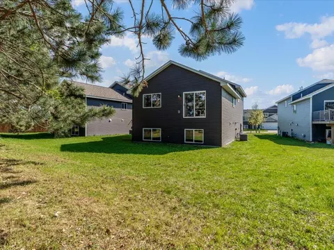 Exterior - 962 York Ct, Brainerd, MN 56401 photo 3 of 4