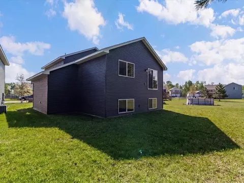 Exterior - 962 York Ct, Brainerd, MN 56401 photo 4 of 4