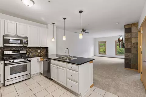 350 Main St N #252, Stillwater, MN 55082
