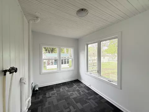 Exterior - 246 E Rooney Ave, Appleton, MN 56208 photo 6 of 7
