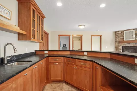 Kitchen - 11292 Lambert Ct, Hanover, MN 55341 photo 10 of 10