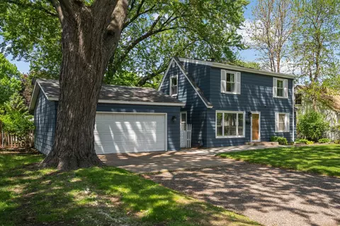 8108 3rd Ave S, Bloomington, MN 55420 photo 3