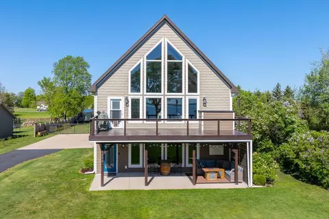 1120 Park Rd, Madison Lake, MN 56063