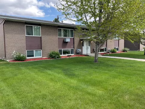 1221 Madison Ave #218, Detroit Lakes, MN 56501
