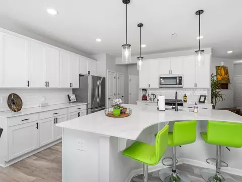 Kitchen - 4876 Avery Ct, Eagan, MN 55123 photo 6 of 6