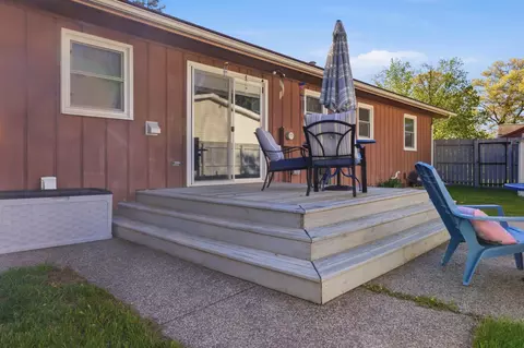 Exterior - 605 10th Ave NE, Brainerd, MN 56401 photo 2 of 5