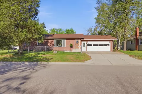 605 10th Ave NE, Brainerd, MN 56401