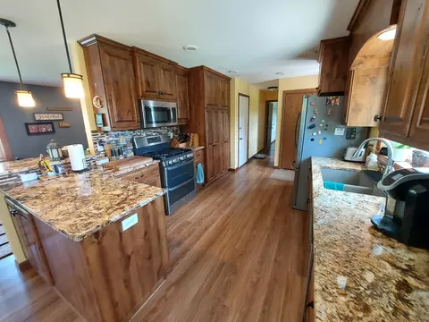 Kitchen - 409 Sundown Dr, Avon, MN 56310 photo 1 of 3