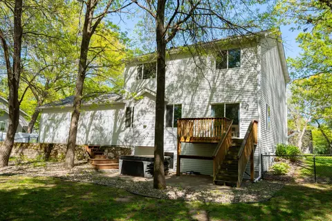 Exterior - 615 Oakwood Dr, Saint Cloud, MN 56304 photo 4 of 8