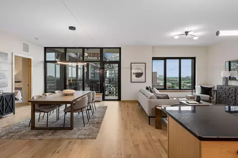 1120 S 2nd St #1107, Minneapolis, MN 55415