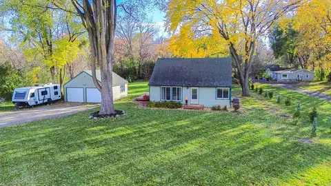 7949 Stillwater Blvd N, Oakdale, MN 55128