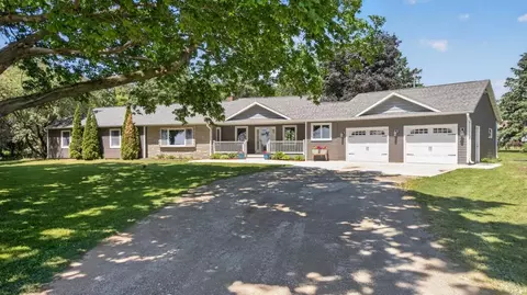 8405 50th St SE, Eyota, MN 55934
