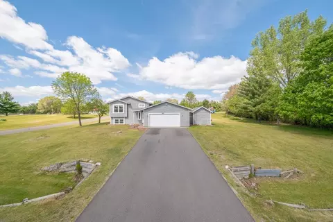 8809 Packard Ave NE, Otsego, MN 55330