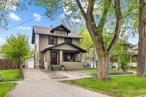 1423 7th Ave S, Fargo, ND 58103