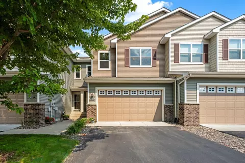 9531 Declaration Dr, Chanhassen, MN 55317