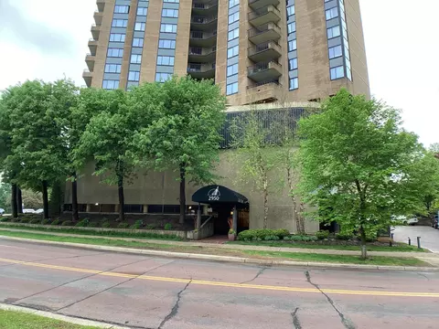 2950 Dean Pkwy #604, Minneapolis, MN 55416