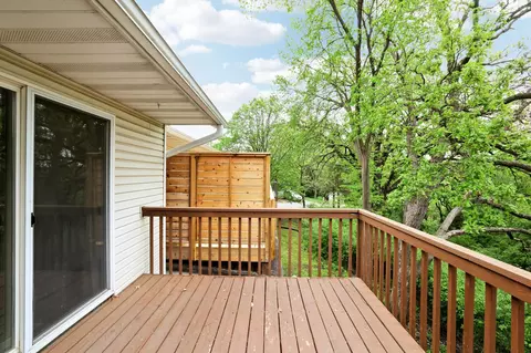 6159 Creek Line Dr, Minnetonka, MN 55345