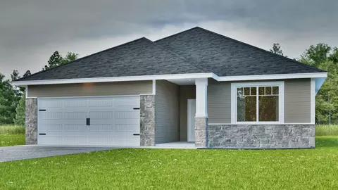 1800 Dale Pl SE, Pine Island, MN 55963