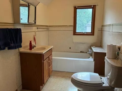 Bath - 210 Front St E, Fulda, MN 56131 photo 2 of 2