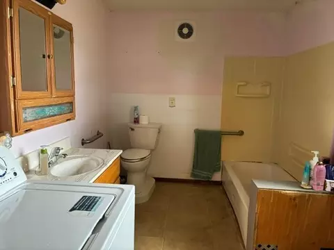 Bath - 210 Front St E, Fulda, MN 56131 photo 1 of 2