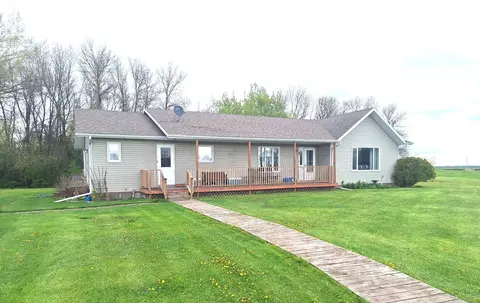 10341 Highway 18, Neche, ND 58265