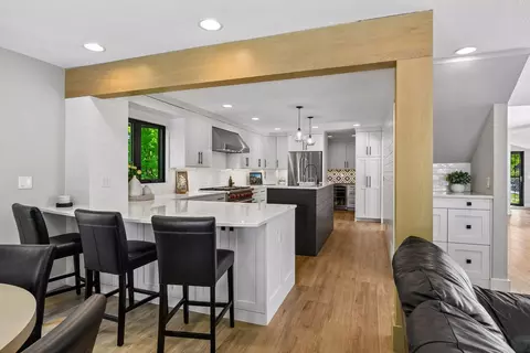 Kitchen - 3337 Warner Ln, Mound, MN 55364 photo 6 of 6