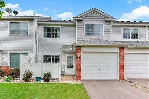 6458 158th St W #361, Apple Valley, MN 55124
