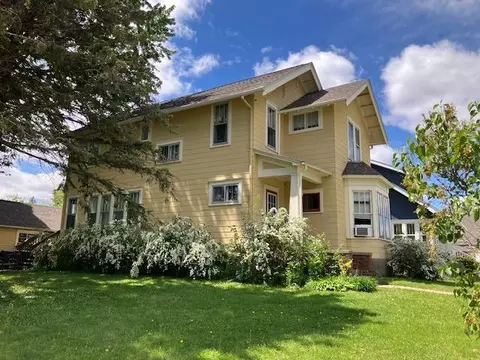 Exterior - 316 Elm Ave E, Waseca, MN 56093 photo 2 of 3