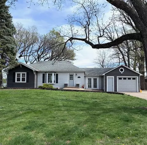 775 Shoreacres Dr, Fairmont, MN 56031