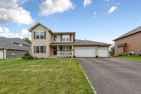 1419 Bluff St, Dundas, MN 55019