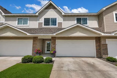 8587 Gateway Cir, Monticello, MN 55362