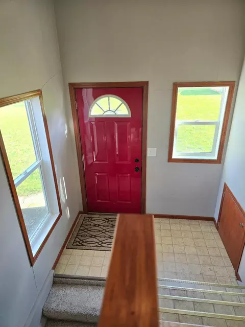 Entry Way - 337 2nd Ave E, Halstad, MN 56548 photo 2 of 3