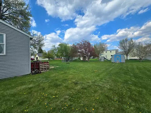 Exterior - 337 2nd Ave E, Halstad, MN 56548 photo 3 of 4