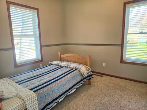 Bedroom - 337 2nd Ave E, Halstad, MN 56548 photo 3 of 9