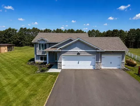 35341 Hastings St NE, Cambridge, MN 55008