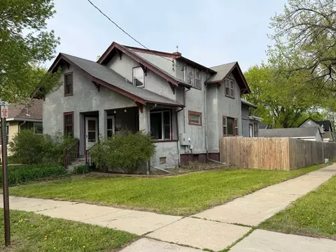 1001 2nd St N, Fargo, ND 58102