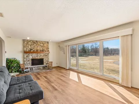 Living - 24732 Us Frontage, Staples, MN 56479 photo 2 of 5
