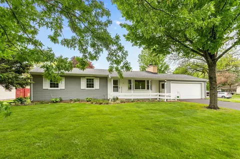 2251 Carlyle Ct, White Bear Lake, MN 55110