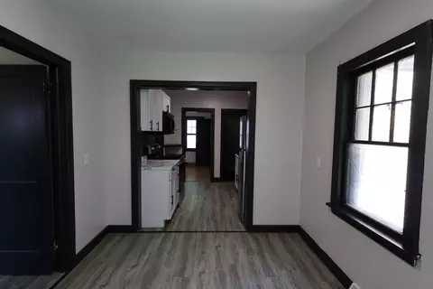 Entry Way - 10 E 4th St, Morris, MN 56267 photo 4 of 4