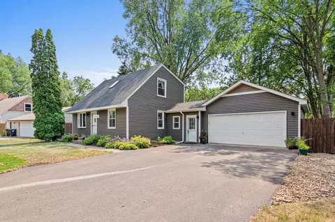 Exterior - 452 109th Ave NW, Coon Rapids, MN 55448 photo 2 of 7