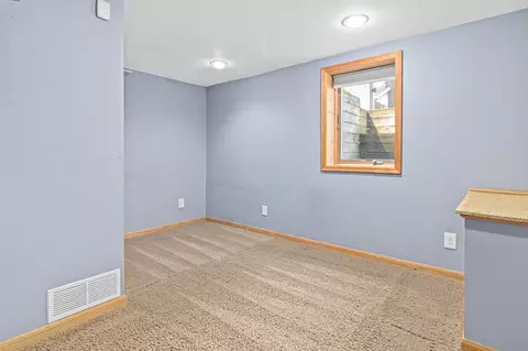 Bedroom - 452 109th Ave NW, Coon Rapids, MN 55448 photo 3 of 3