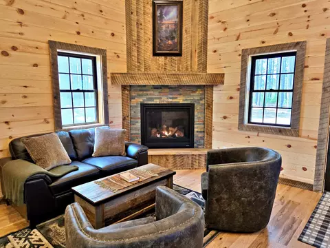 Living - 19616 Eagle Haven Trl, Nevis, MN 56467 photo 3 of 3