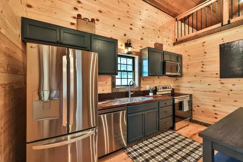 Kitchen - 19616 Eagle Haven Trl, Nevis, MN 56467 photo 2 of 4