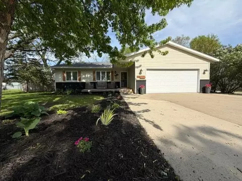417 S Austin Ave, Litchfield, MN 55355