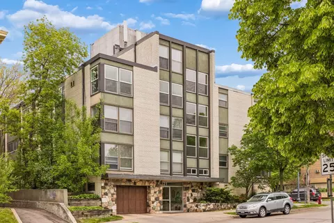 821 Douglas Ave #205, Minneapolis, MN 55403