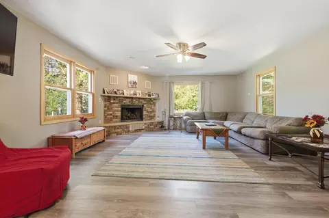 Living - 1422 S 7th St, Brainerd, MN 56401 photo 1 of 2